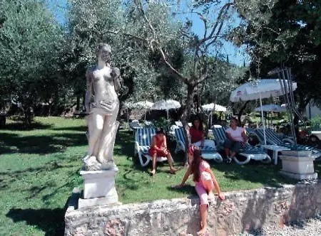 Fraderiana 2* Торри-дель-Бенако