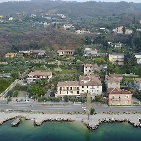 Otel Fraderiana Torri Del Benaco