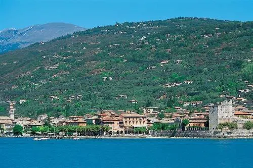 Fraderiana 2*